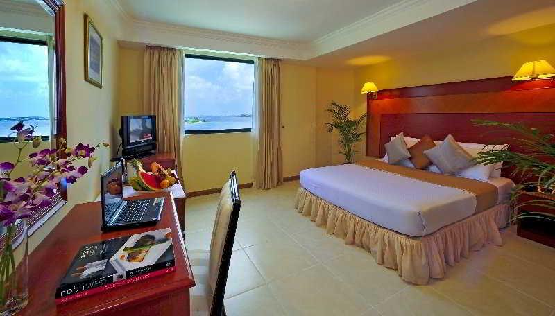 มูไคสวีท Hotel มาเล ภายนอก รูปภาพ